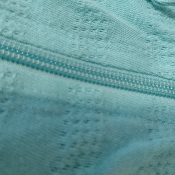 SO Small Hoodie - Picture 4 of 4